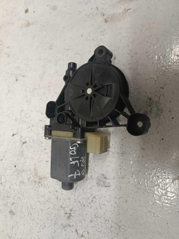 MOTEUR LEVE VITRE AVANT DROIT VW - Vue 1